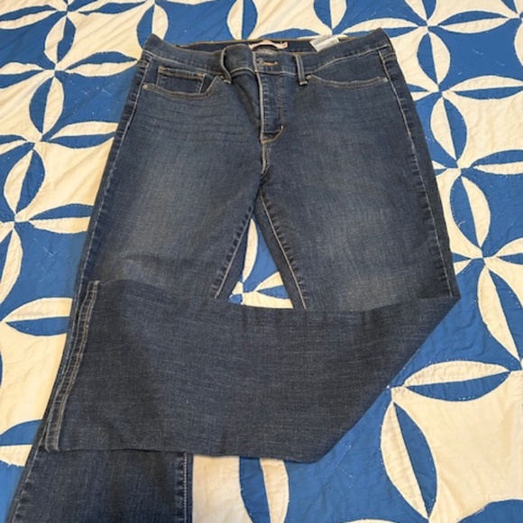 Levi's Women's Boot Cut Jeans - Dark Blue - Picture 2 of 4